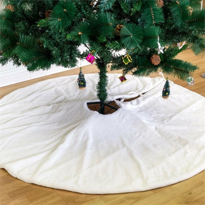 Wholesale โค๏ธ Homey Cozy 56" Embroidered Velvet And Faux Fur ๐
Christmas Tree ๐ Skirt In White ๐ 2 Wholesale โค๏ธ Homey Cozy 56" Embroidered Velvet And Faux Fur ๐
Christmas Tree ๐ Skirt In White ๐ - Image 2