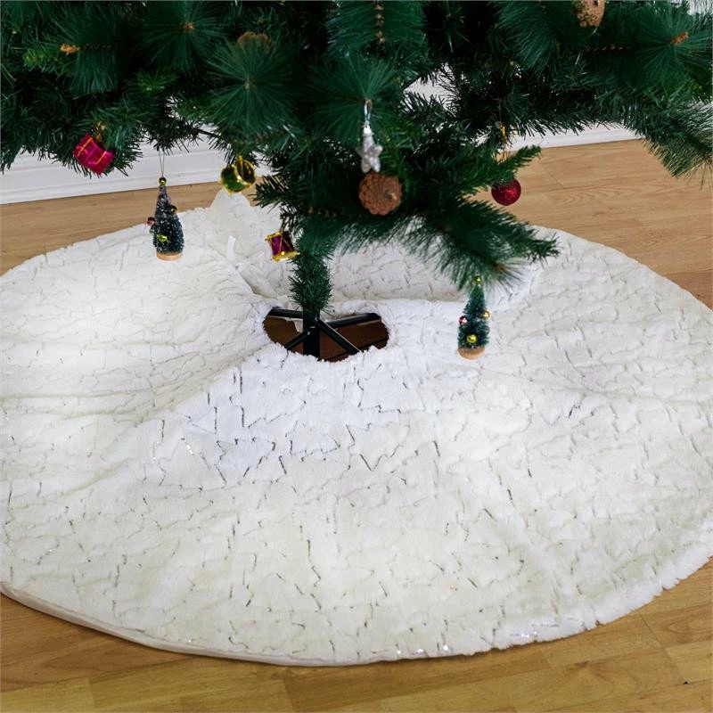 Outlet ๐ Homey Cozy 56-inch Embroidered Velvet And Faux Fur ๐ Christmas Tree ๐ Skirt In White ๐ 2 Outlet ๐ Homey Cozy 56-inch Embroidered Velvet And Faux Fur ๐ Christmas Tree ๐ Skirt In White ๐ - Image 2