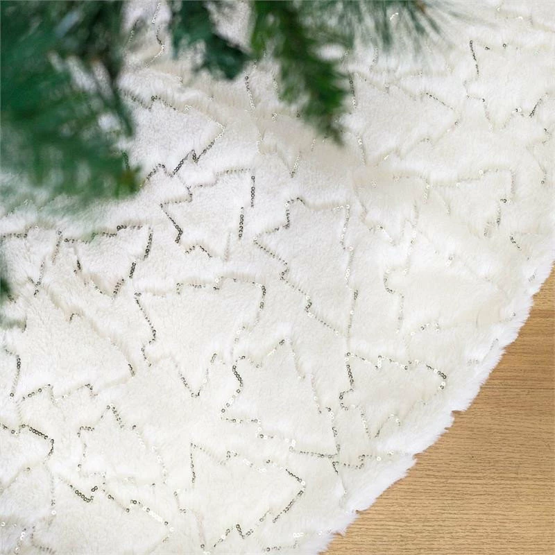 Outlet ๐ Homey Cozy 56-inch Embroidered Velvet And Faux Fur ๐ Christmas Tree ๐ Skirt In White ๐ 3 Outlet ๐ Homey Cozy 56-inch Embroidered Velvet And Faux Fur ๐ Christmas Tree ๐ Skirt In White ๐ - Image 3