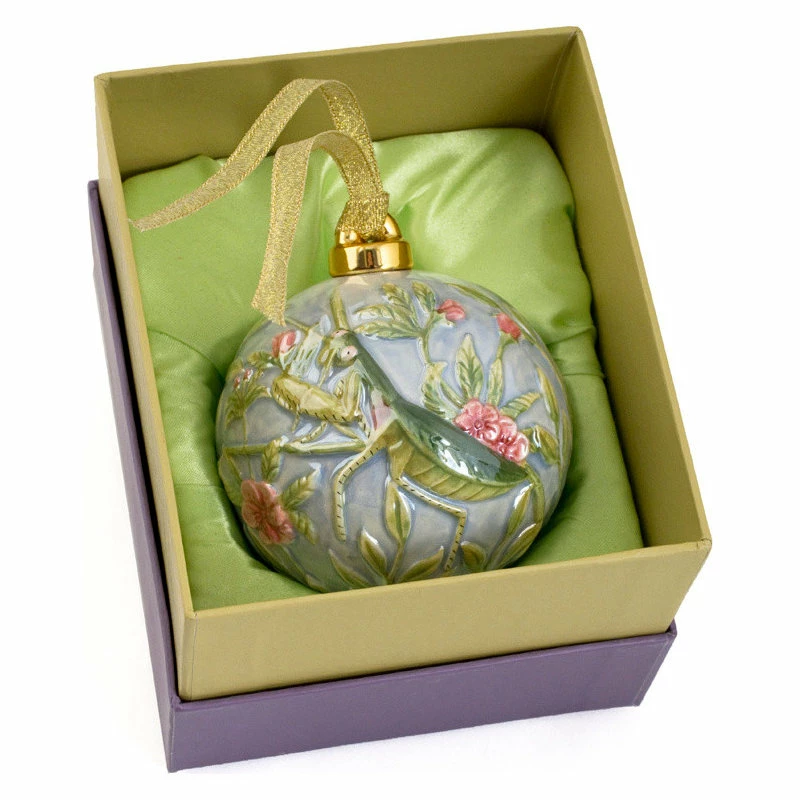 Outlet ๐ Value Arts Co Porcelain Praying Mantis Ball Ornament ๐ 4 Outlet ๐ Value Arts Co Porcelain Praying Mantis Ball Ornament ๐ - Image 4